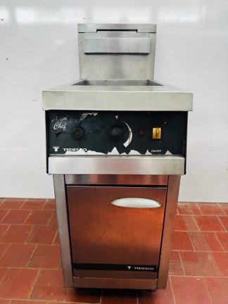 LOTE #009R - Fritador a gas marca Tedesco Grand Cheff en acero inoxidable - 40x77x111cm