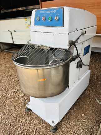 Lote #030R - Amasadora industrial de 40kg de capacidad - Para Service