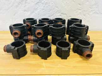 Lote #041 - 20 Abrazaderas de pvc para caño de 63mm - Sin uso