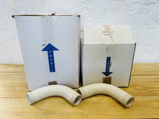 Lote #052 - 43 Curvas con rosca de PVC - Sin uso