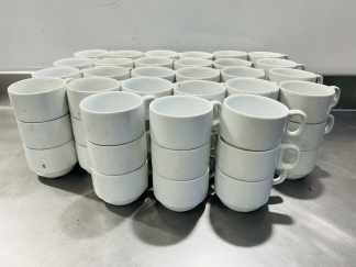 Lote #105 - 80 tazas de café de loza