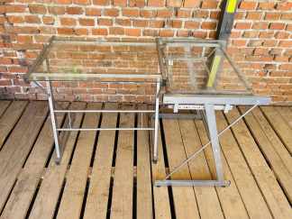 Lote #096 - Escritorio en L en caño y vidrio