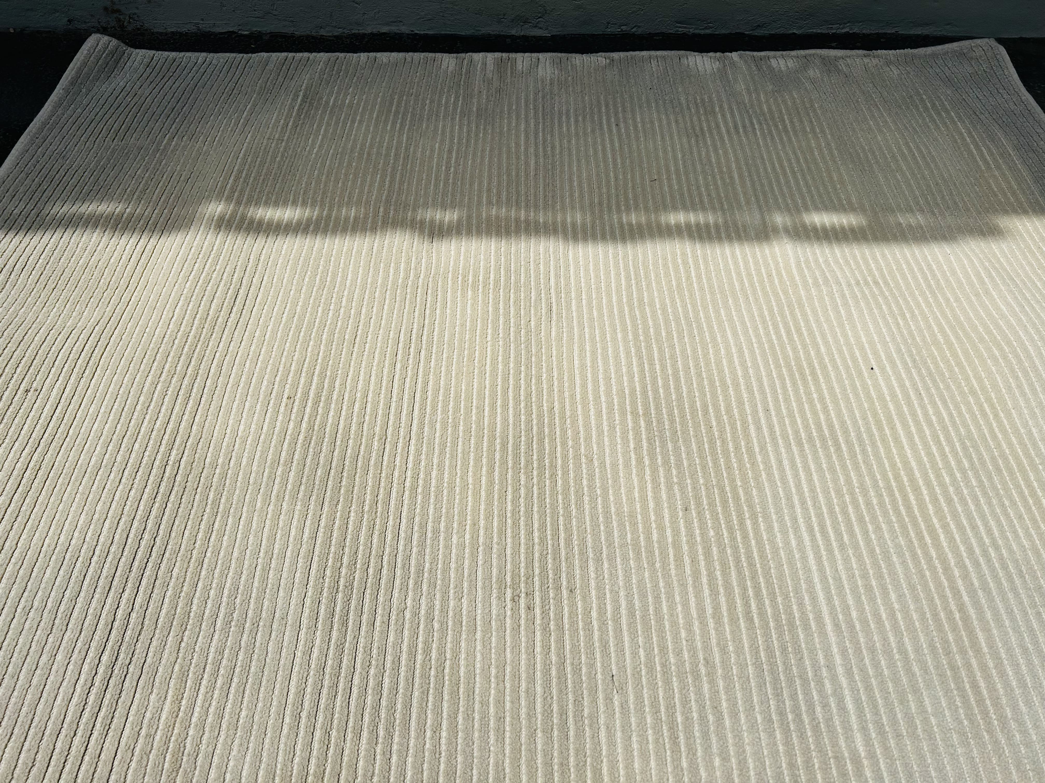 Lote#123 - Alfombra color gris - 200x150cm