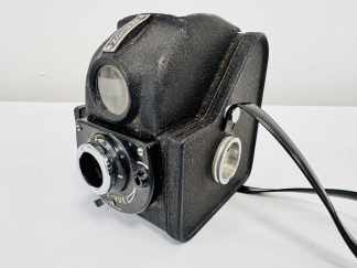 Lote #064 - Cámara de fotos Ensign, origen Inglaterra - 8x9x9,5cm