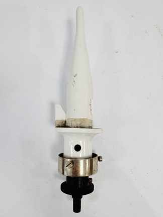 LOTE #078- Aislador conductor de porcelana y metal – 36cm