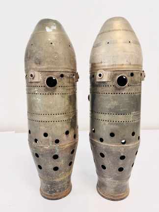 Lote #087 – Par de cámaras de combustión de motor de avión a reacción Rolls Royce – 50cm - Droide ig – 88star