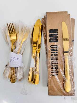 Lote #041 - 50 cucharas de postre 17cm (copia)