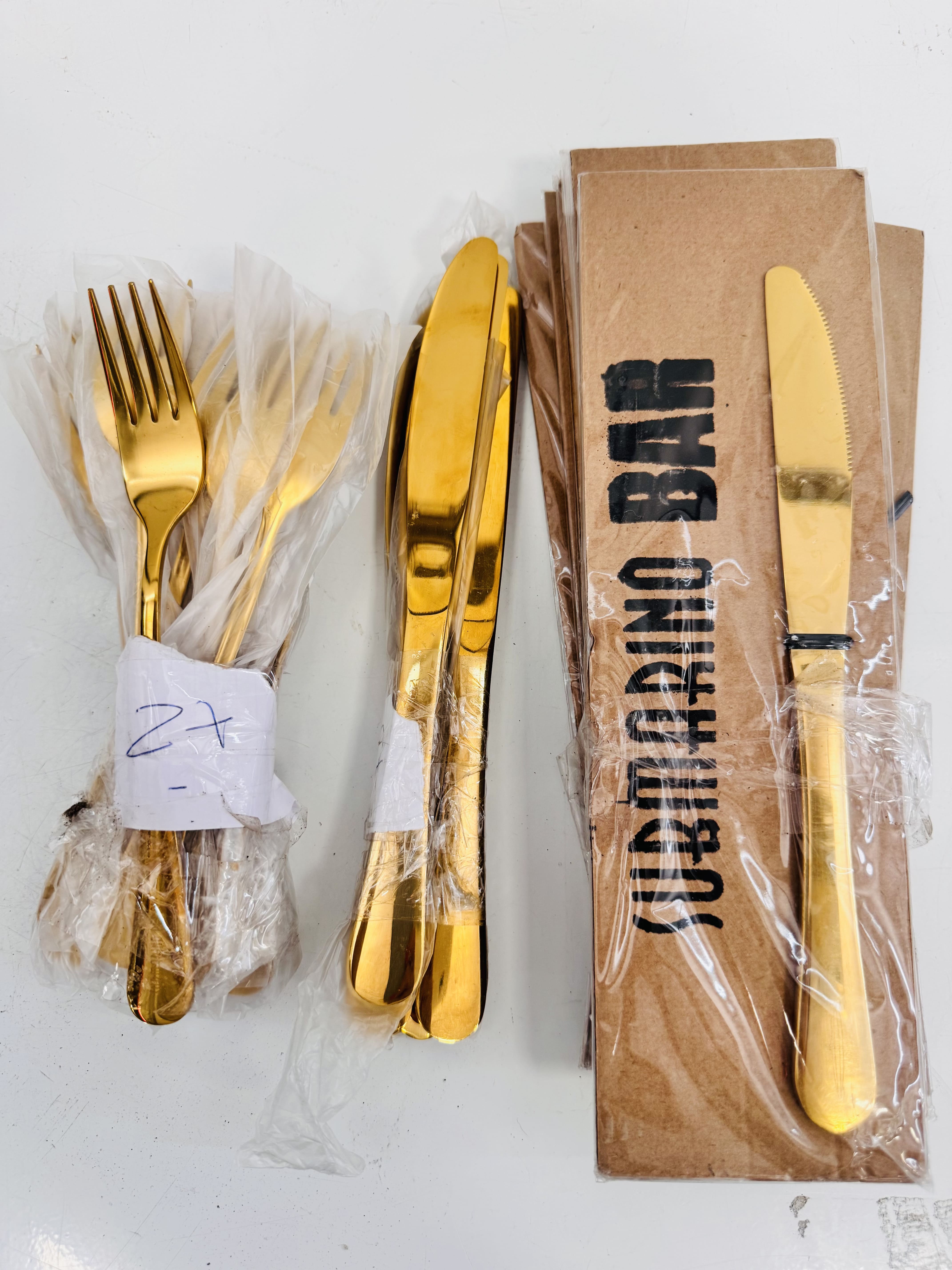 Lote #041 - 50 cucharas de postre 17cm (copia)