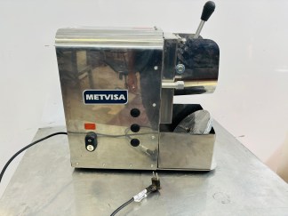 Lote #088 - Rallador de queso ¨Metvisa¨  Mod - RDA - 2 discos de corte
