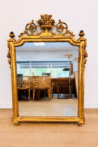 Lote #057 - Espejo de pared estilo luis XVI dorado a la hoja - 66x100cm