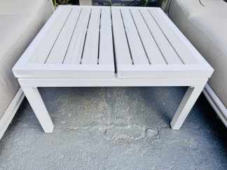 Lote #170 - Mesa de exterior en aluminio con dos niveles - 85x78x44-55cm - SIN USO, de importante mueblería