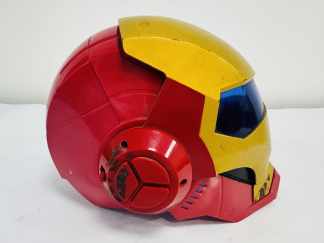 Lote #026 - Casco de Iron Man Marvel Legends electrónico con luz y sonidos - 26x29x21cm