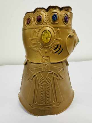 Lote #032 - Guante Thanos Hasbro electrónico con sonidos - 25cm