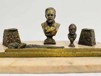 Lote #100 - Tintero de mesa en bronce y mármol - 45x23cm