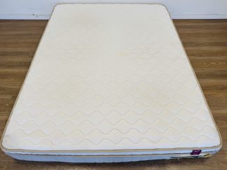 Lote #010 - Colchón de resortes tamaño Queen - 160x200x25cm