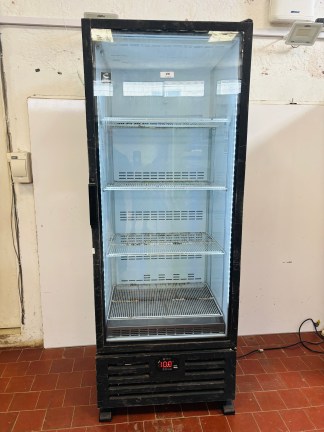 Lote #096 - Botellero refrigerado ¨Criotec¨ - 77x63x204cm