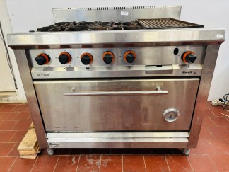 Lote #098 - Cocina en Ac/Inox ¨¨Mr Cheff¨ - 110x77x87cm (le falta chapa que sostiene a las tejuelas refractáreas, no se probó)