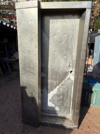 Lote #183 - Gran piletón en Ac/Inox de alto calibre - 205x105x53cm