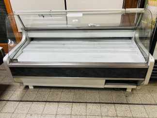 LOTE#046 -  Vitrina refrigerada horizontal, en uso hasta el cierre - 192x88x120cm