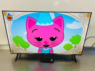 Lote #058 - Smart Tv 32¨ ENXUTA Mod: LEDENX1232SDF2KA -Con patas - Con control