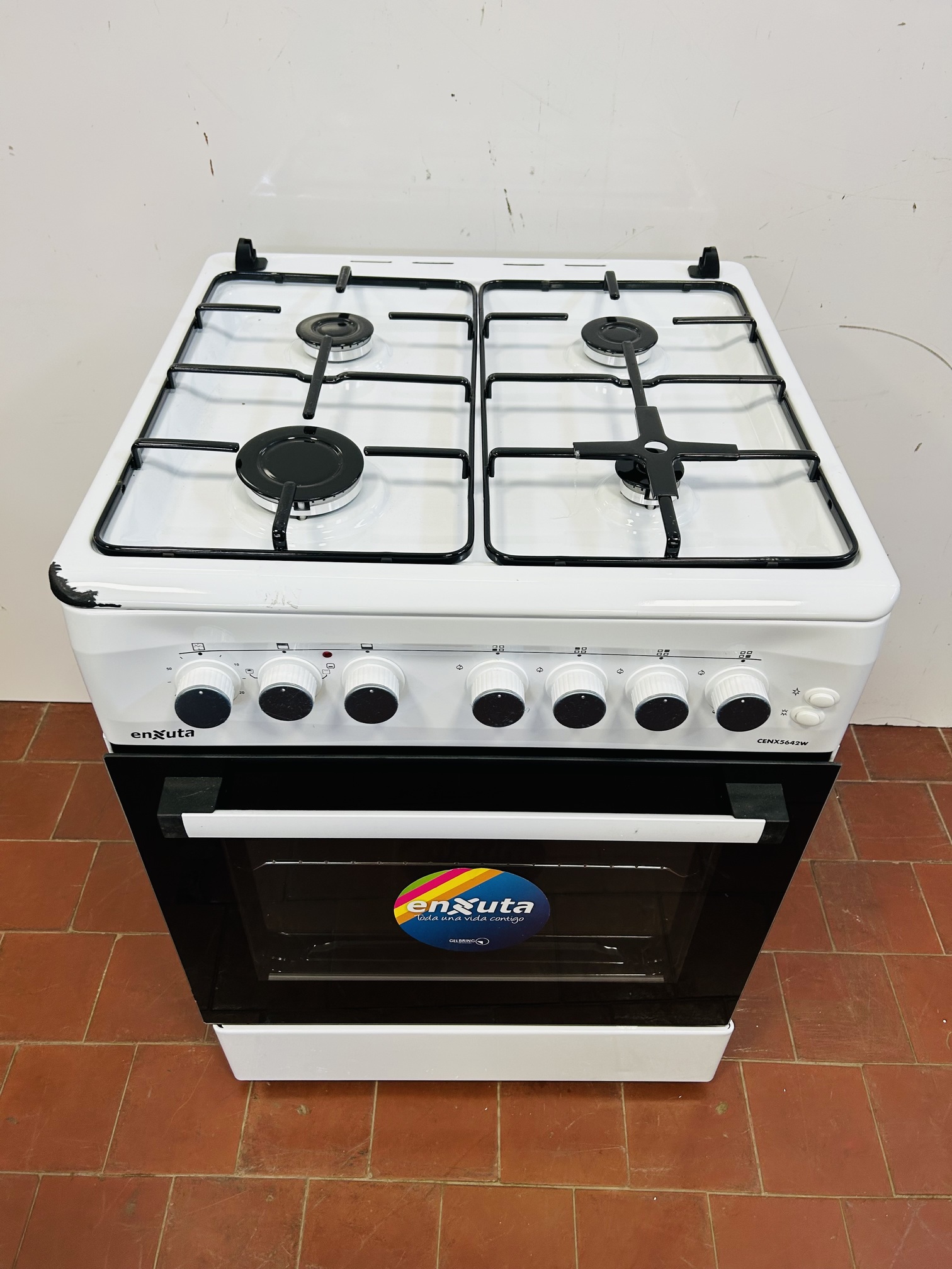Lote #011 - Cocina a gas Enxuta cuatro hornallas Mod: CENX5642W - 60x60x85cm - Imagen 2