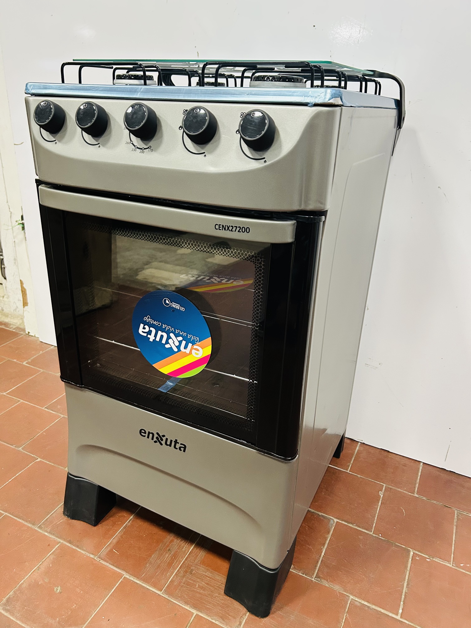Lote #015 - Cocina a gas Enxuta cuatro hornallas Mod: CENX27200 - 48x50x88cm - Imagen 3