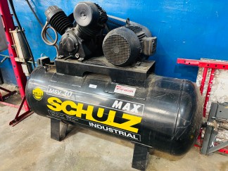 Lote #010 - Compresor de aire ¨SCHULZ¨MSV30 - 350Lts