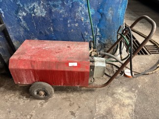 Lote #047 - Hidrolavadora trifásica