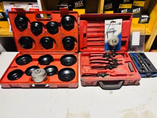 Lote #060 - Juego de llaves tipo copa para la extracción de filtros de aceite + medidor de torque angular + kit de reparación de roscas de alta calidad + Juego de alicates de anillo de retención marca ¨URREA¨