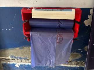 Lote #067 - Portarollo/Dispensador doble ¨3M¨ (incluye el rollo de nylon que contiene)