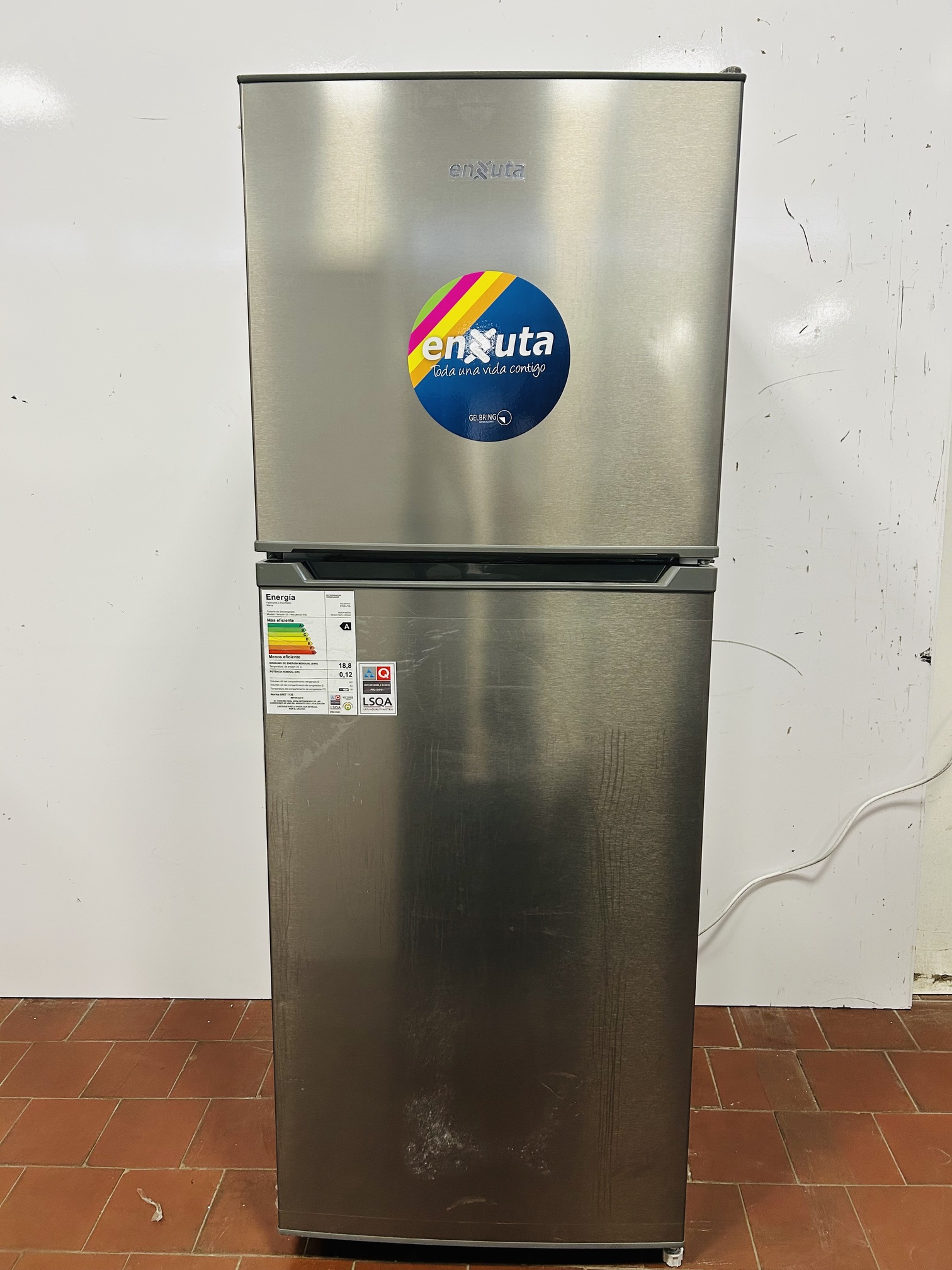 Lote #061 - Refrigerador Enxuta Mod: RENX215NFI-1 (no frost) - 55x57x146cm