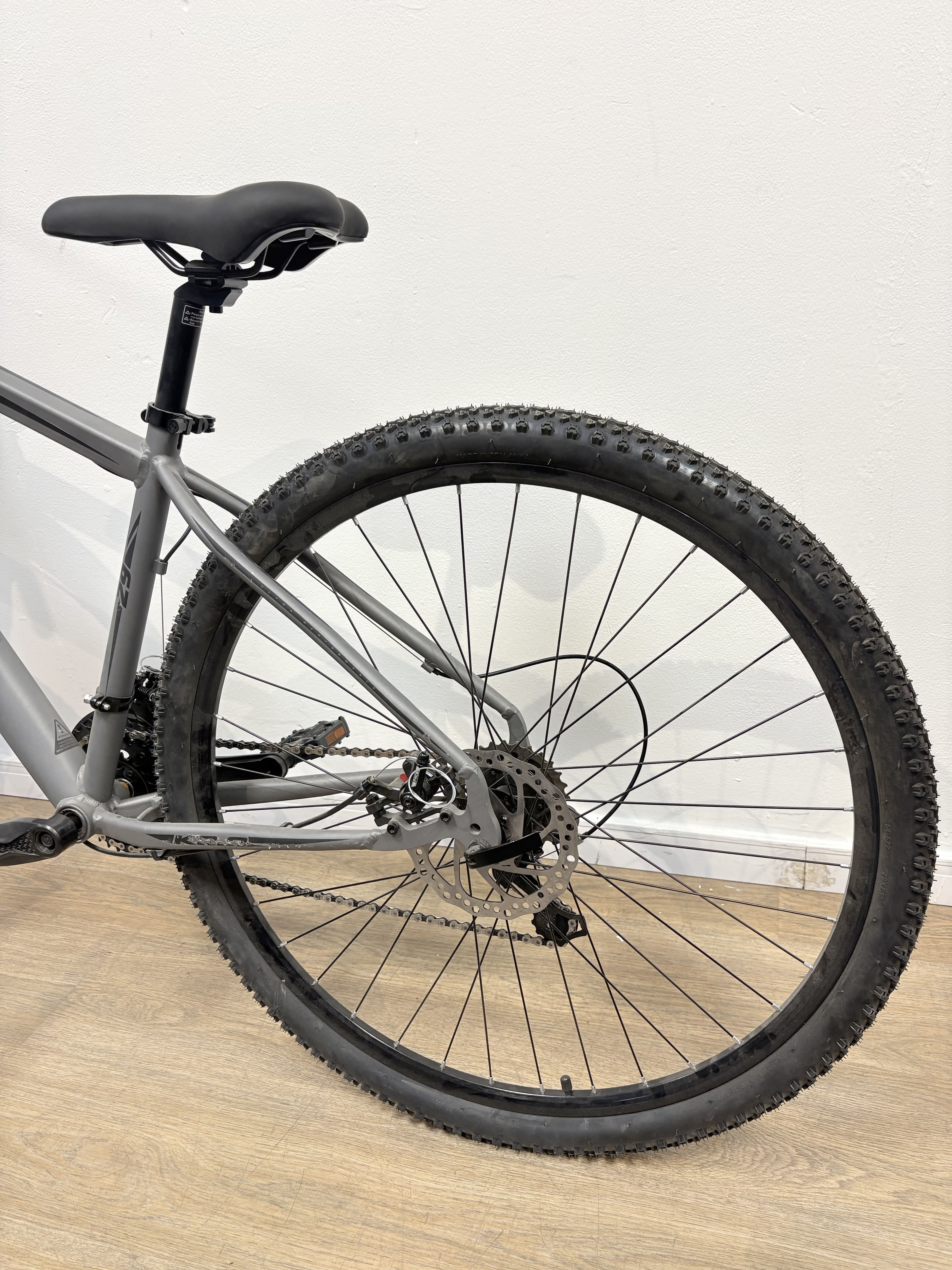 Lote #054 -Bicicleta KRW - rodado 29 - SIN USO - Imagen 4