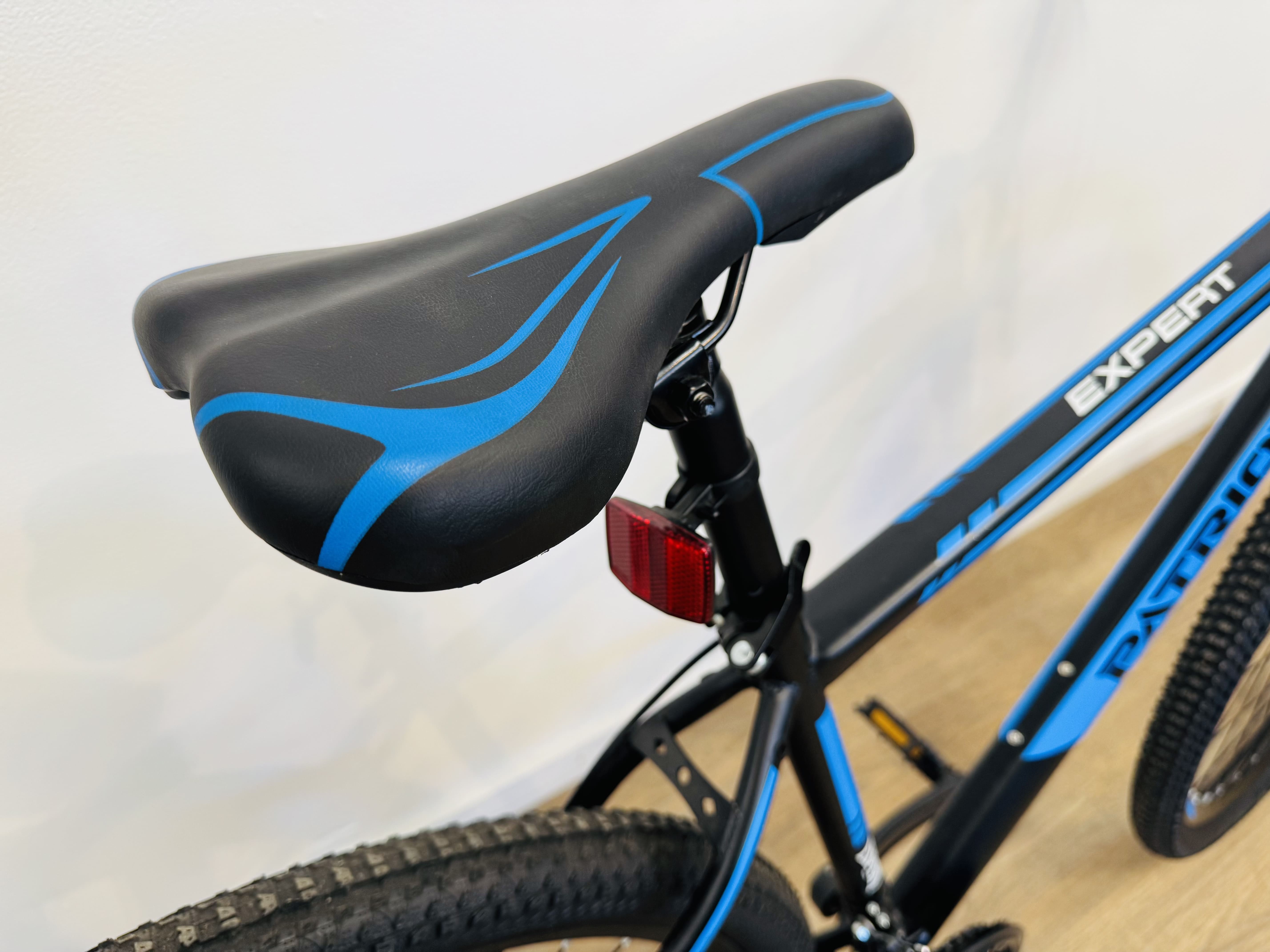 Lote #002 - Bicicleta montaña Expert Patriot rodado 29, shimano con frenos de disco y 21 cambios. Suspensión delantera - Imagen 5