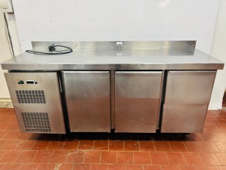 Lote #003 - Bajo mostrador refrigerado en Ac/Inox, 2 puertas y 2 cajones  - 185x60x87cm