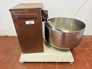 Lote #051 - Amasadora monofásica con tacho de 20Kg  (aproximado)
