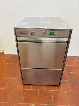Lote #052 - Lavavajillas en Ac/Inox ¨Electrolux¨ monofásico - 46x56x70cm