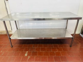 Lote #062 - Mesada de Ac/Inox de alto calibre con estante inferior - 187x70x90cm