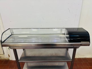 Lote #124 - Exibidor refrigerado ¨Coreco¨- 140x39x20cm