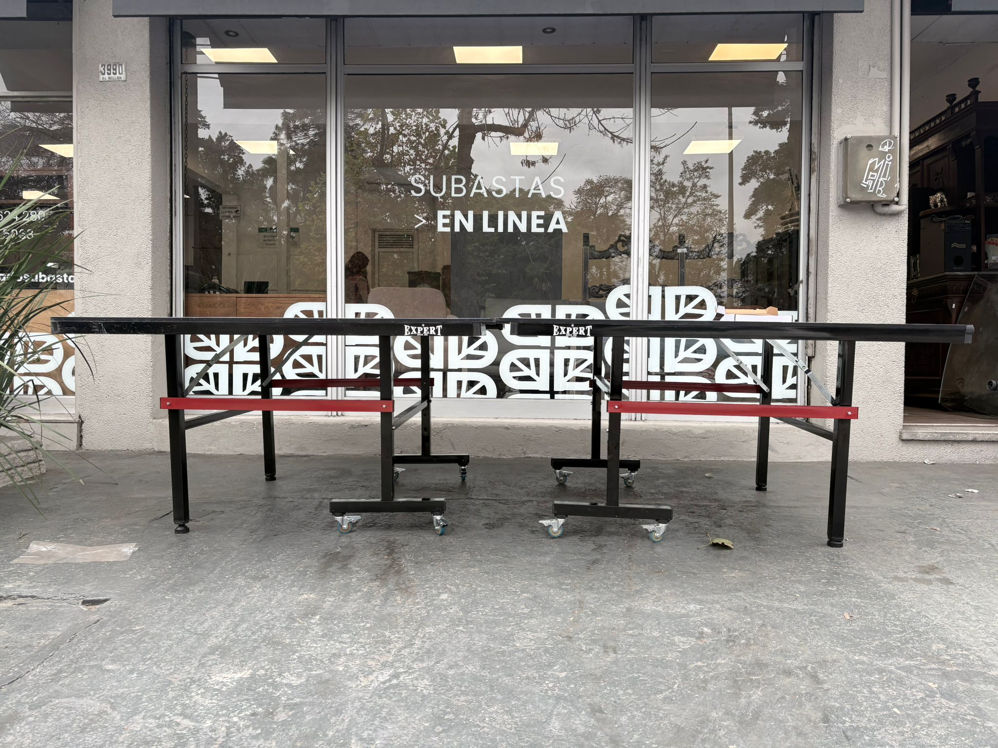 Lote #078 - Mesa de ping pong - 275x153x75cm