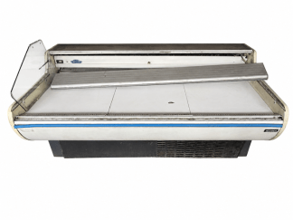 Lote #098 - Vitrina horizontal ¨CUDER KOXKA¨ (le faltan 2 vidrios, los 2 son rectos, uno frontal que sostiene la cenefa y otro lateral) - 195x100x90cm
