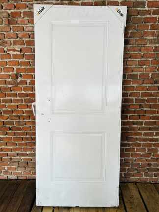 Lote #042 - Puerta de chapa con marco - con llaves, con pestillos 88x206cm