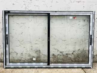Lote #044 - Ventana de aluminio dos hojas corredizas - 170x108cm
