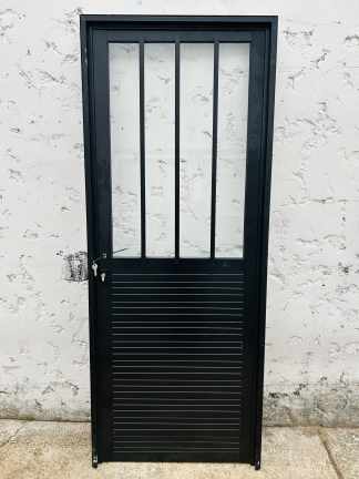 Lote #045 - Puerta de aluminio con marco y vidrio - llaves y pestillos - 80x202cm
