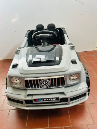 Lote #092 - Auto  a bateria Expert tipo 4x4 - sin cargador