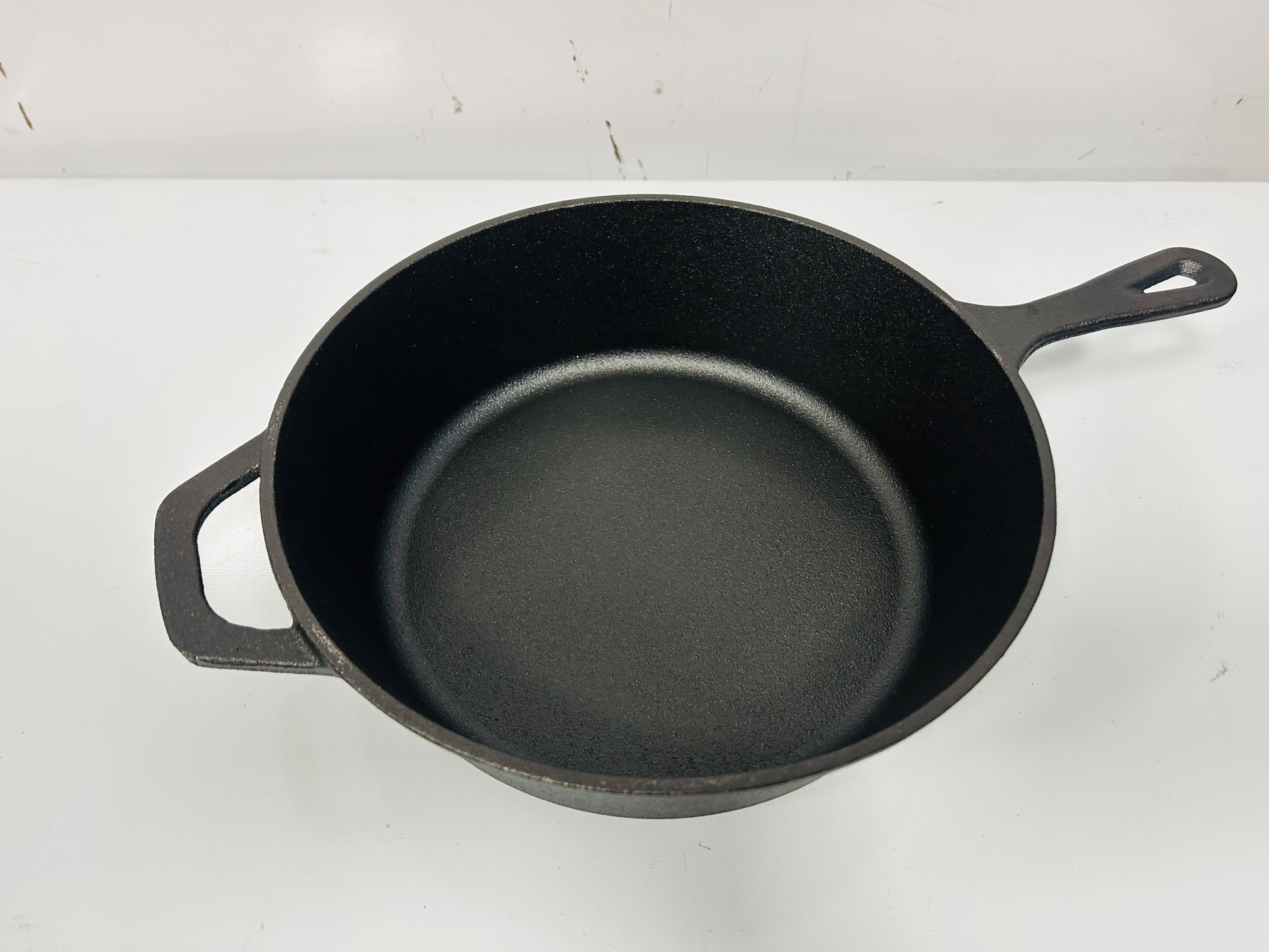 Lote #006 - Olla de hierro Acerinox - 28x13cm - Imagen 3