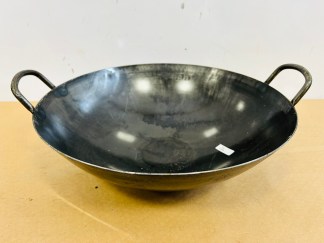 Lote #031 - Wok de hierro con asas - 37x12cm