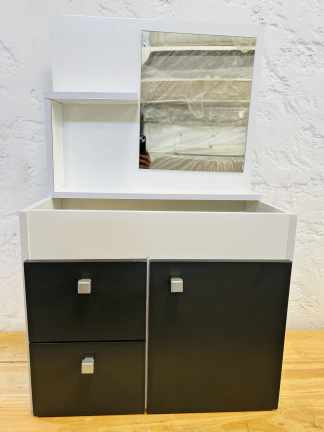 Lote #126 - Mueble de baño en mdf sin bacha y con espejo - 56x32x46cm - 55x45cm