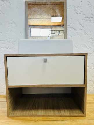 Lote #127 - Mueble de baño-Milena - con bacha y espejo - 60x40x60cm