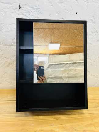 Lote #128 - Botiquin de mdf con espejo - 42x15x54cm