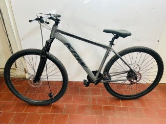 Lote #086 - Bicicleta KRW rodado 29 - para ajustar cambios, frenos y colocar freno delantero